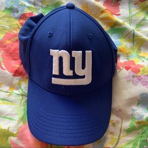 🌦️Come Clean Closet Sale🌦️ GO GIANTS!